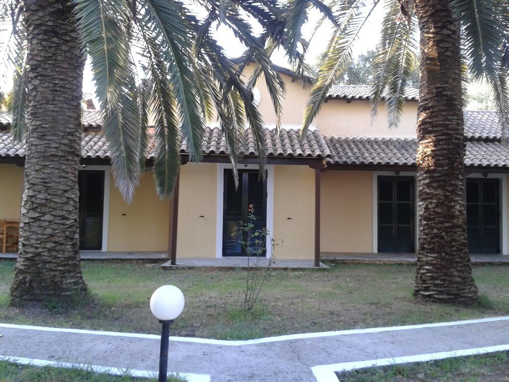 Villa Rododafni โรดา ภายนอก รูปภาพ