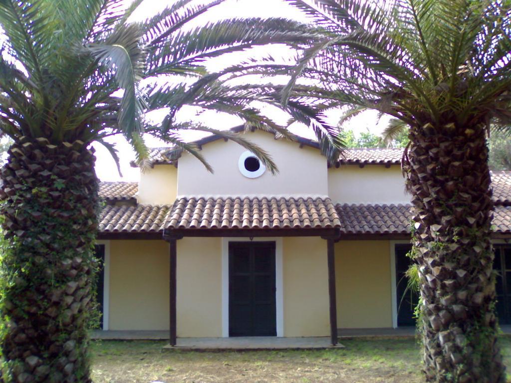 Villa Rododafni โรดา ภายนอก รูปภาพ